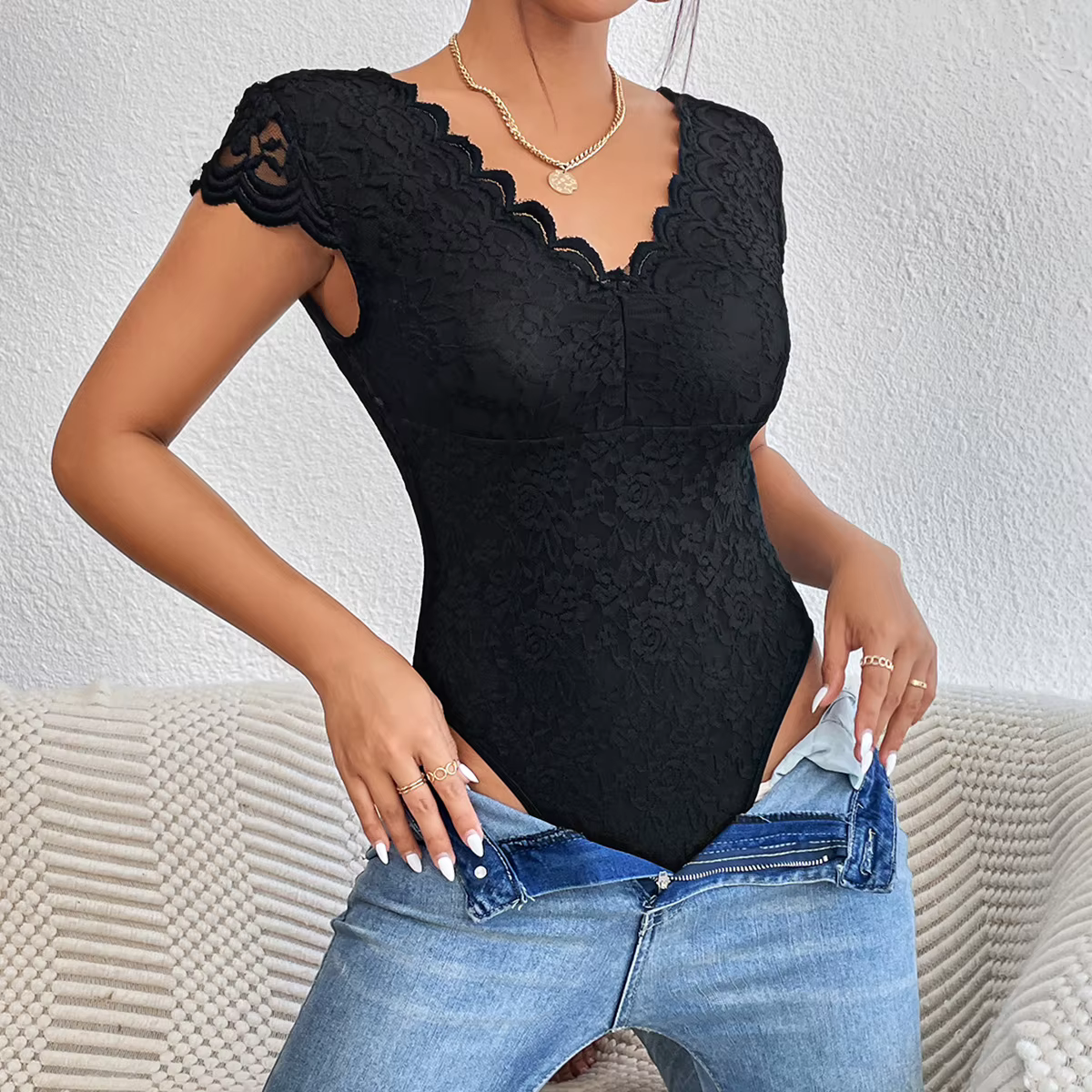 Body Sexy à manches courtes pour femmes, noir, blanc, vin, rouge, moulant, col en V, une pièce, dent