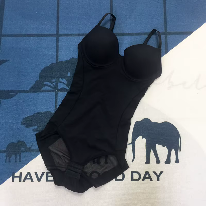 Body blanc à armatures pour femmes