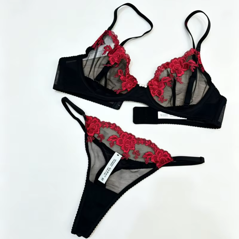 Ensemble soutien-gorge et culotte en dentelle ultra fine brodée pour femmes