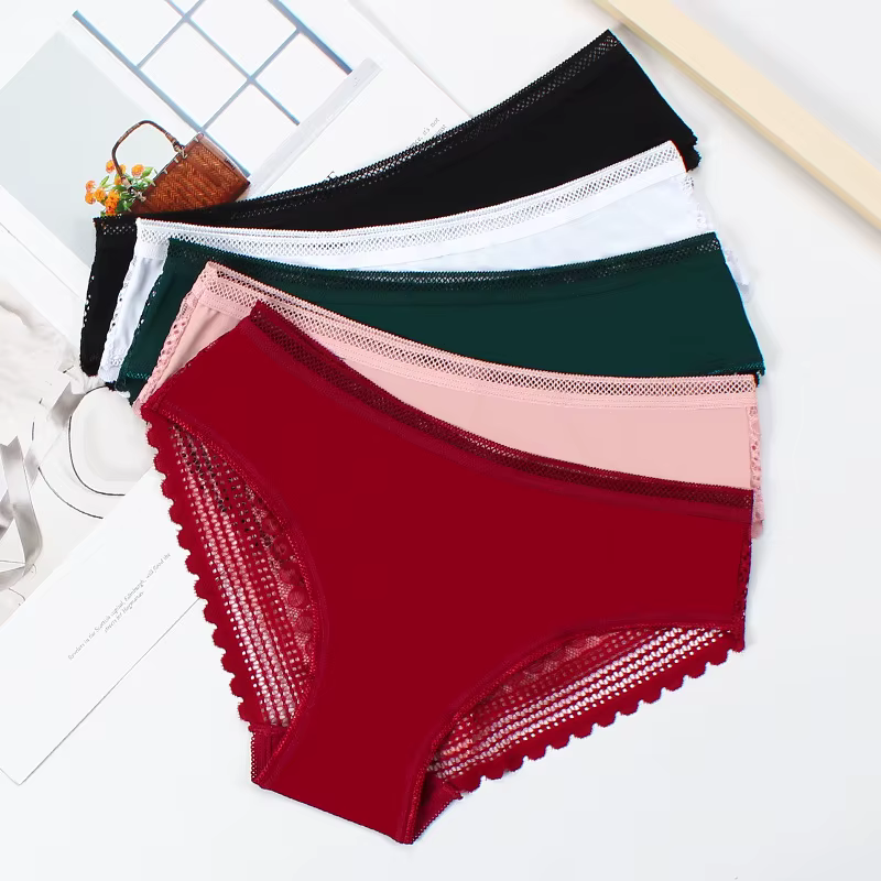 Ensemble de culottes en dentelle pour femmes
