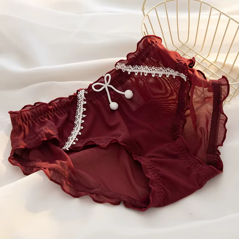 Culotte en dentelle pour femme
