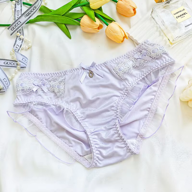Lolita mignon belle culotte douce lait soie femmes respirant élasticité à volants sous-vêtements princesse Style lisse doux Breifs