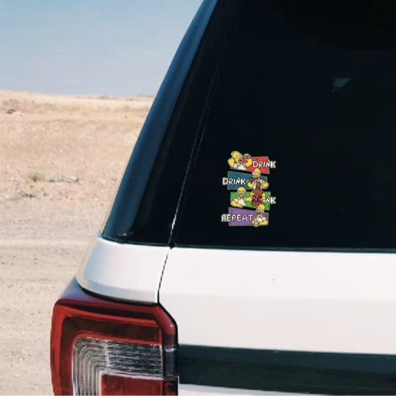 Autocollant de voiture créatif et décoratif de personnage de dessin animé Les Simpsons (Homer, Marge, Maggie) – Cache-rayures mignon et exquis