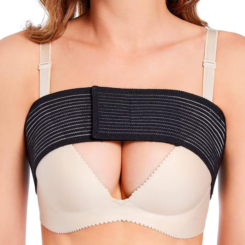 Stabilisateur d'implant mammaire post-chirurgical et bande de compression